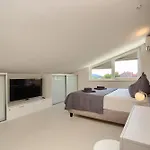 아파트 Penthouse Sophia 메덜린