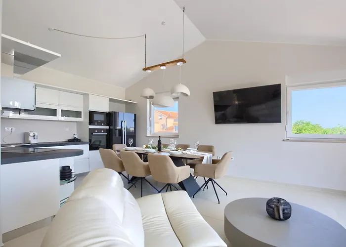 Penthouse Sophia 아파트