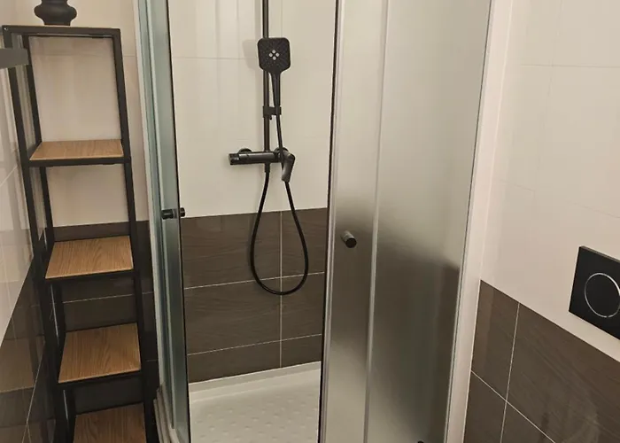 Penthouse Sophia * 메덜린